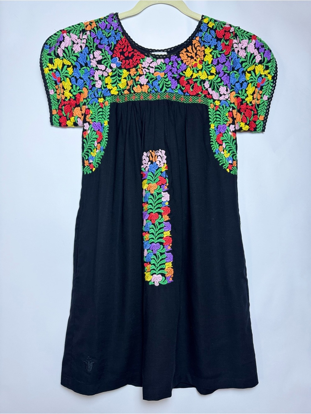 J. Marie Black Boho Mexican Floral Embroidered Shift Dress XS